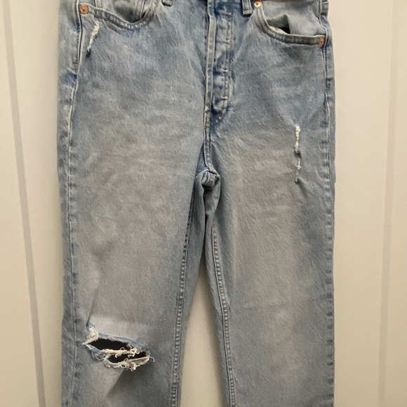 GAP High Rise Destructed Cheeky Straight Jeans (4/27) - Picture 9 of 10